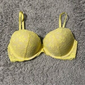Victoria's Secret Lace Dream Angel Bra